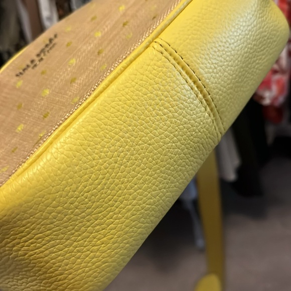 Perfect condition never used 
Perfect spring bag ! - Picture 3 of 4